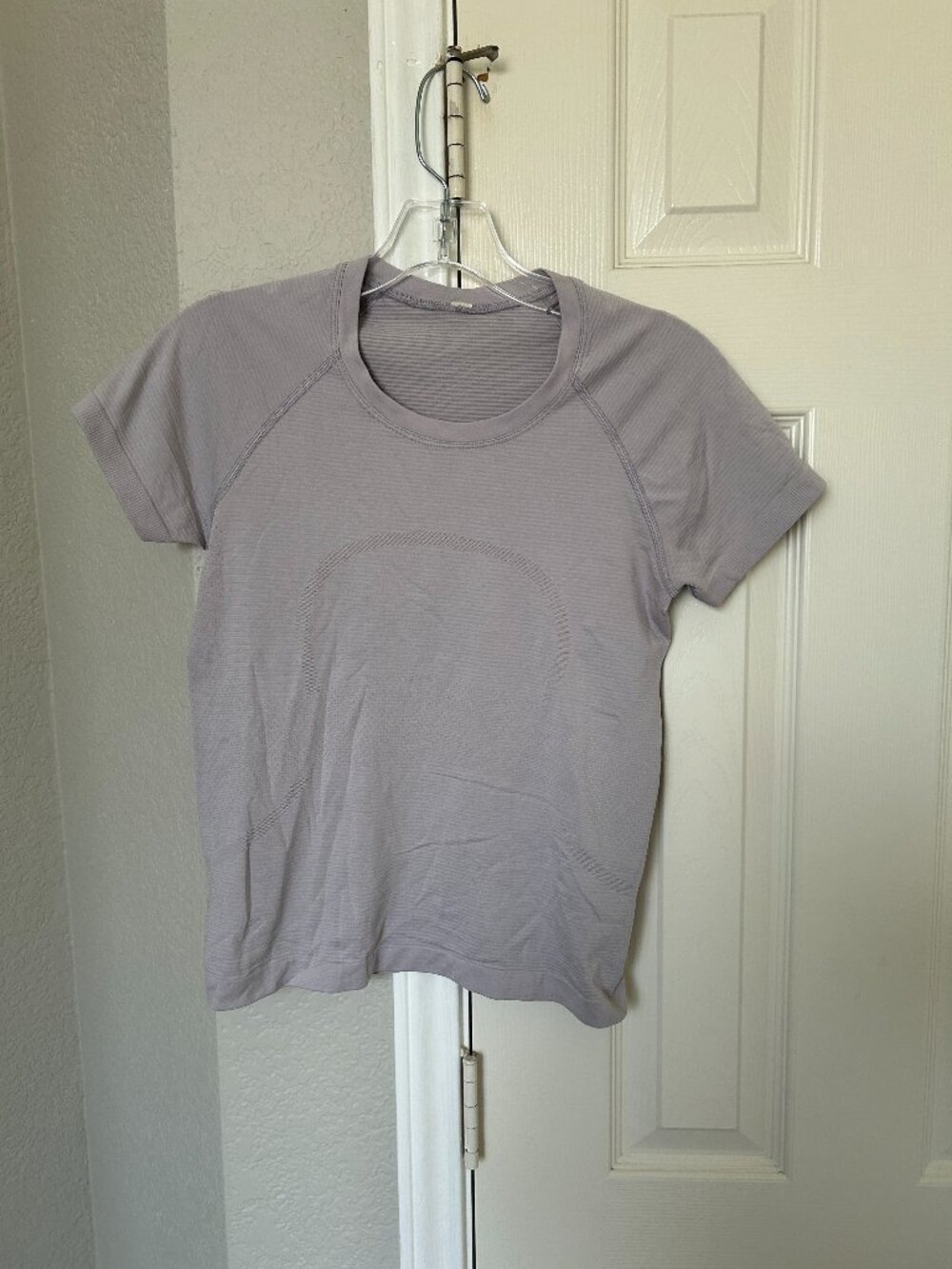 Lululemon Swiftly Tech Short Sleeve Women's Shirt - Light Purple-See Measurement